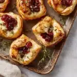 cranberry brie puff pastry bites - featured image
