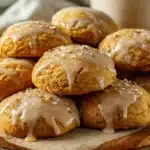 maple glazed pumpkin cookies - featured image